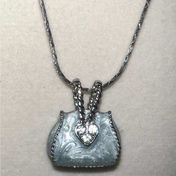 Purse-shaped Elegant Silver Pendant Necklace‎ - Picture 2 of 2